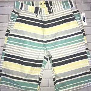 NEW!!! Men’s Old Navy Slim Fit Shorts Size 28